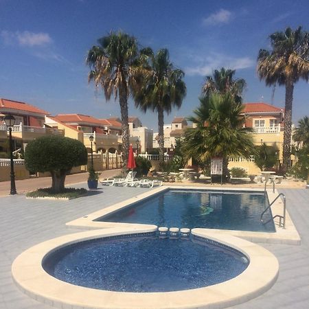 Torrevieja, La Torreta Ground Floor Apartment With Large Private Patio Garden Eksteriør bilde